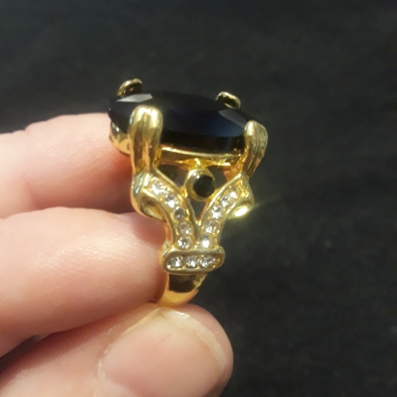 Black Onyx Gold Statement Bling Ring - Picture 2 of 5